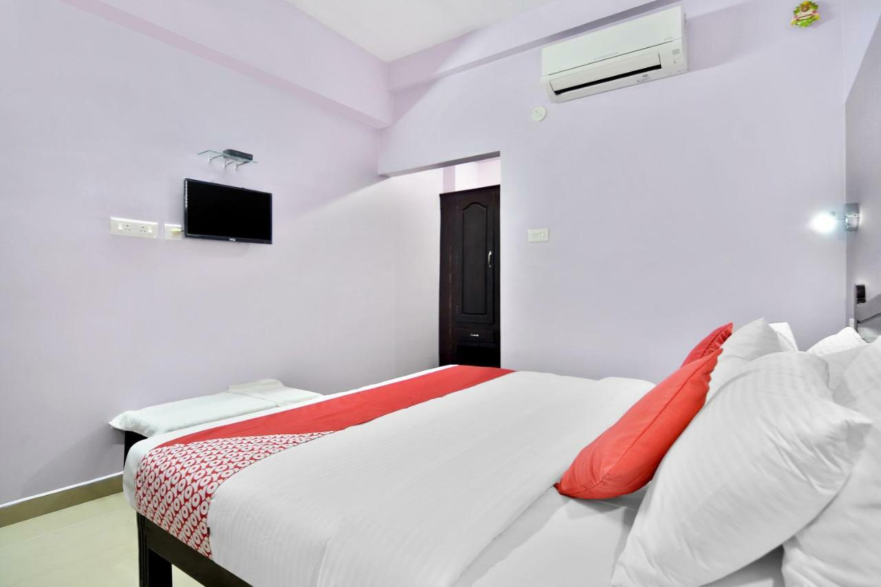 Shanthi Residency Pathanāmthitta エクステリア 写真